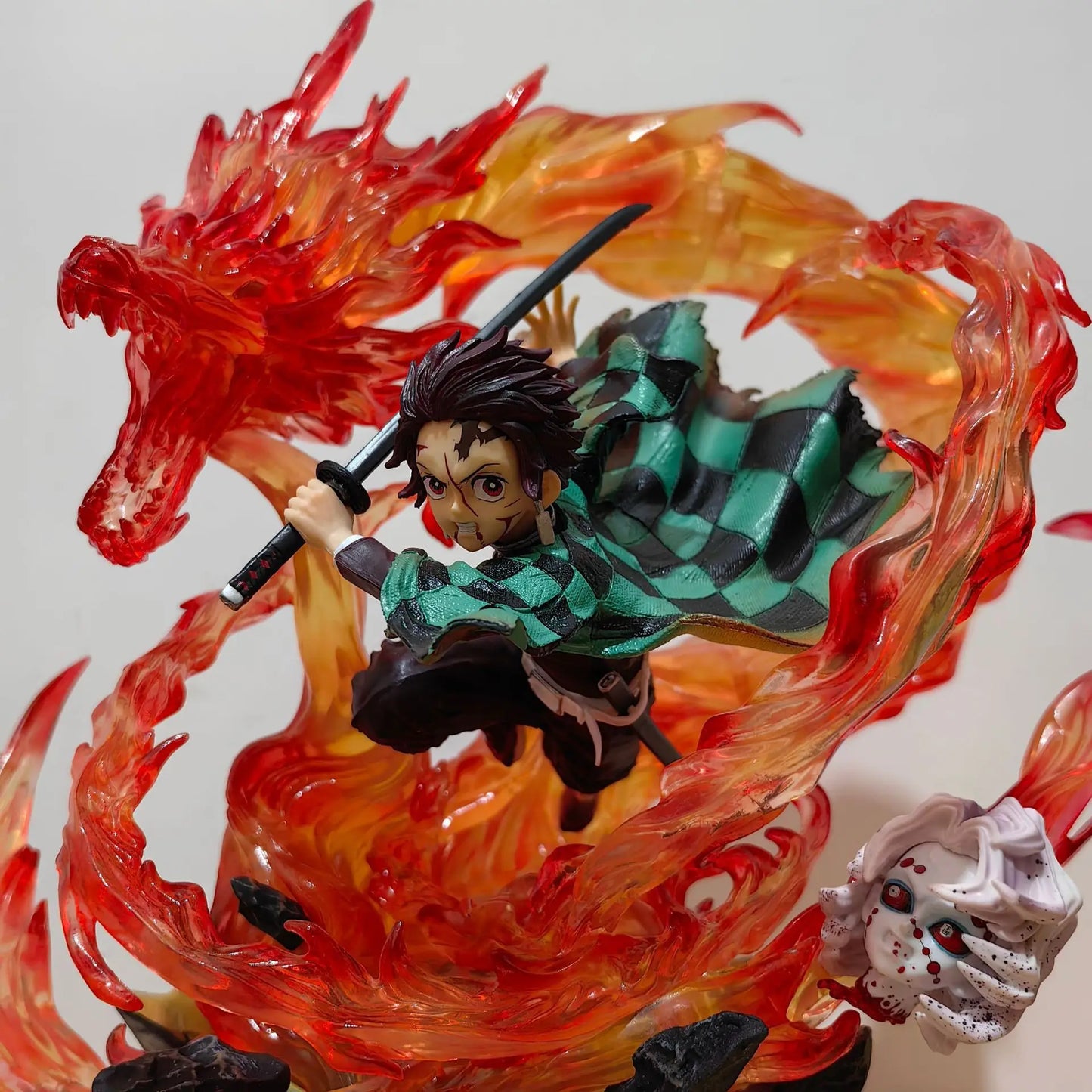 30cm Demon Slayer Gk Statue Tanjirou Kamado Pvc Action Figure Fire Dragon Withled Light Anime Kimetsu No Yaiba Toys Figuras Boy