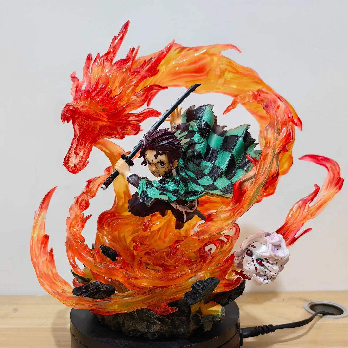 30cm Demon Slayer Gk Statue Tanjirou Kamado Pvc Action Figure Fire Dragon Withled Light Anime Kimetsu No Yaiba Toys Figuras Boy